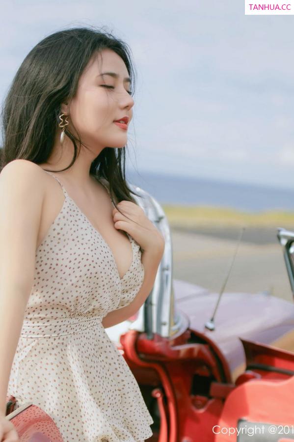 汤曼玲 玛鲁娜 [XIUREN]高清写真图 2019.04.08 Manuela玛鲁娜第23张图片